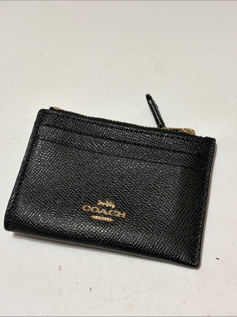 Coach Black Leather Zip Card Case with Gold Logo - Picture 2 of 5